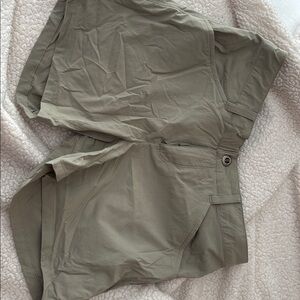 Patagonia Women's Shorts Khaki in Color Sz 2